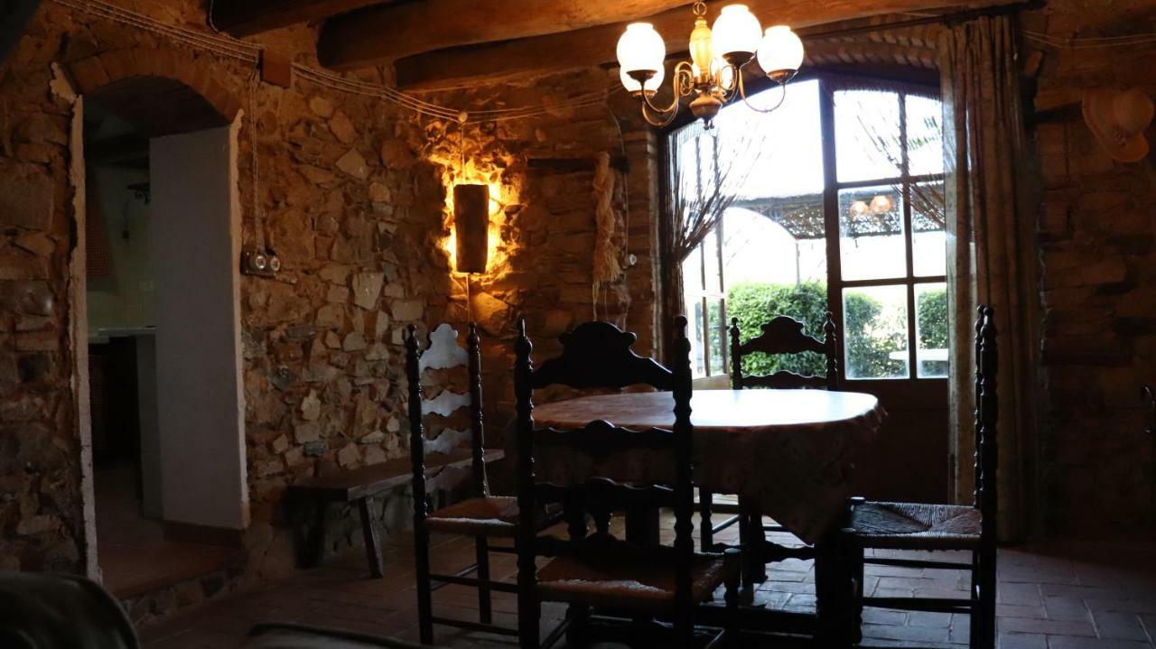 La Caseta Vella Falset Exterior foto